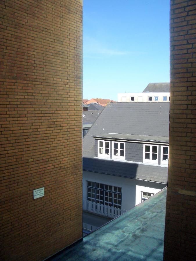 Wegg Strandstrasse *